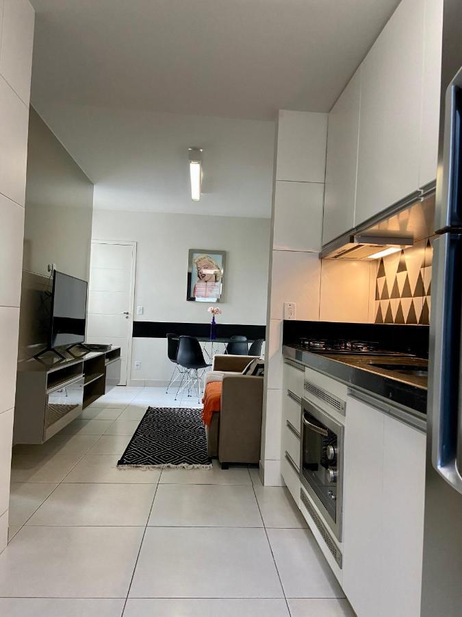 Sinta-Se Em Casa! Ap Novo, Aconchegante E Funcional- Otima Localizacao Apartment Montes Claros Exterior photo